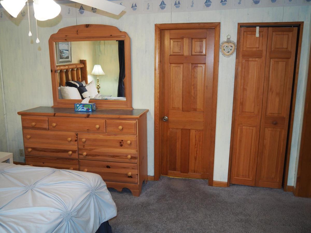 Bayside Cottage - Remodeled And Great Location! Frankfort Bagian luar foto